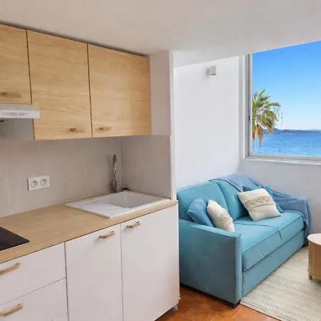 Vue T2 Duplex A 50 M Climatisation 4 Personnes Et 1 Bebe Saint-Mandrier-sur-Mer